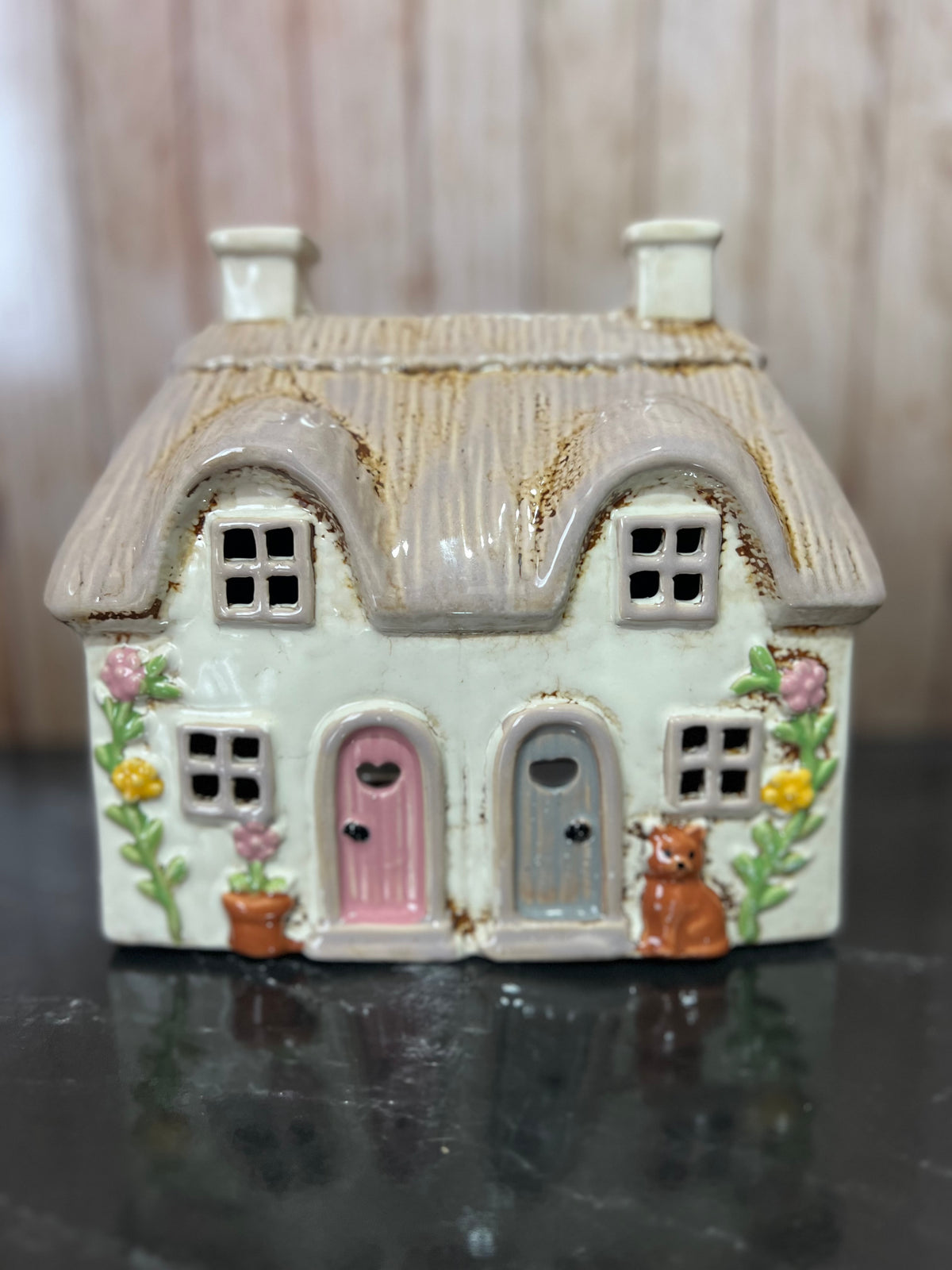 2 Door Thatched Garden House Tea Light Holderwith Cat Waiting at Door 18cm W x 9cm D x 16cm H