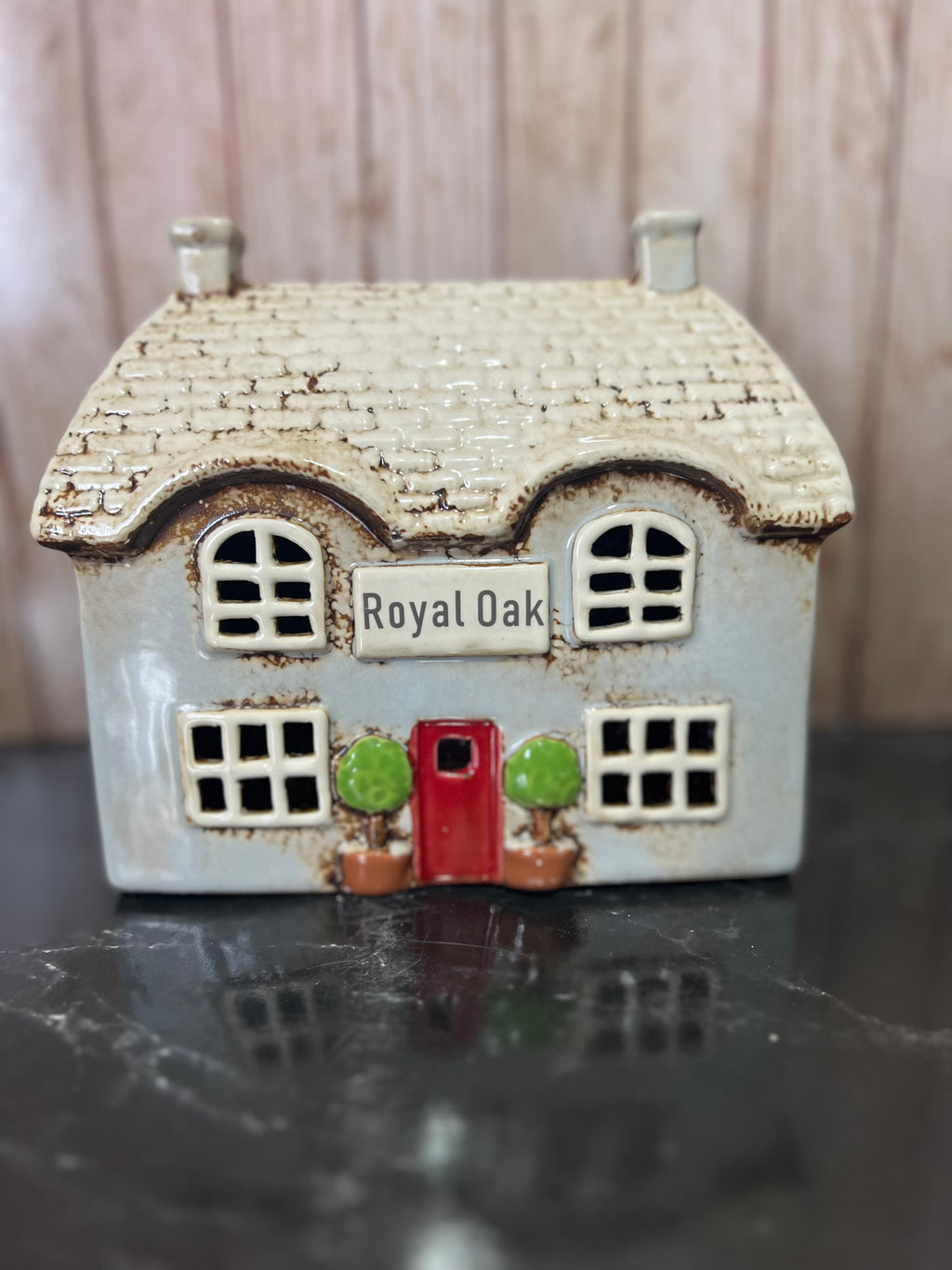 Royal Oak Pub Ceramic Tea Light Holder